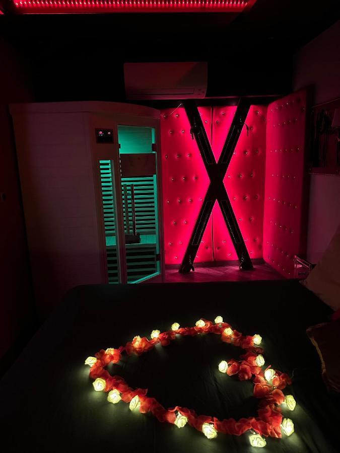Sensual Room Love Room Nancy Sauna Double Douche Zewnętrze zdjęcie